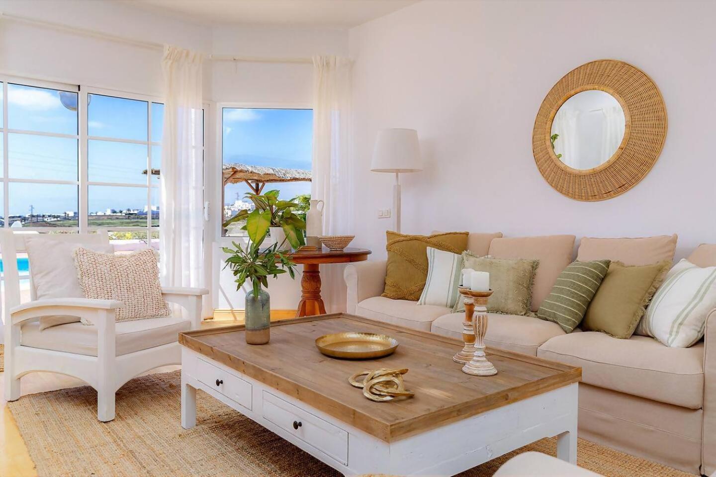 Amazing 3 Bedroom Ocean View With Pool Tias Luaran gambar
