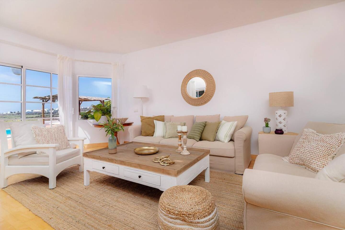 Amazing 3 Bedroom Ocean View With Pool Tias Luaran gambar