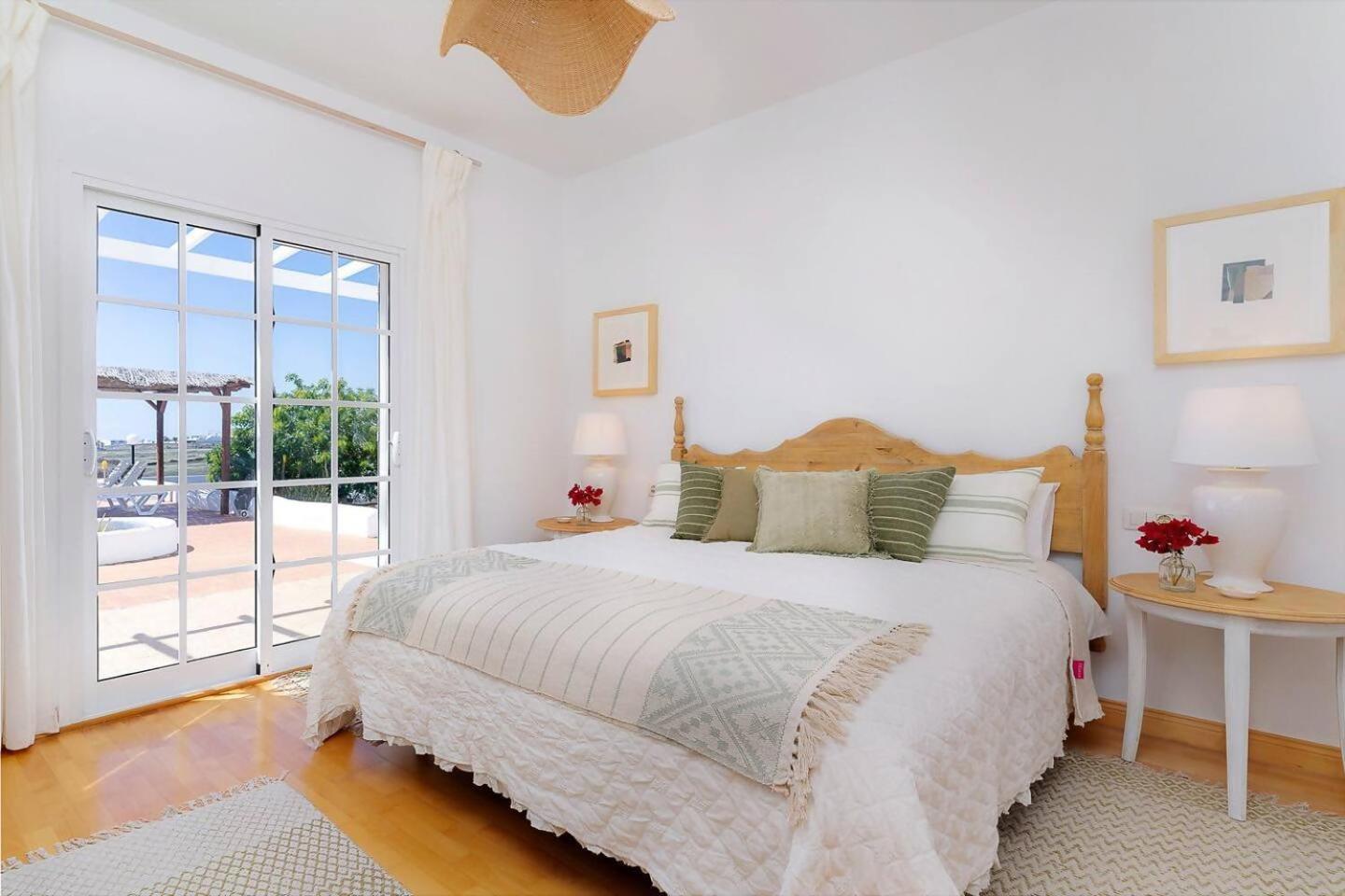 Amazing 3 Bedroom Ocean View With Pool Tias Luaran gambar